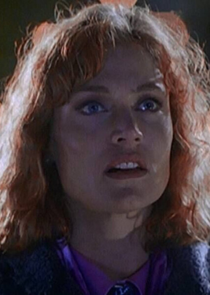 Daphne Ashbrook photo