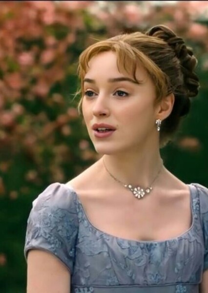 Daphne Bridgerton photo