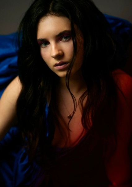 Darci Shaw photo