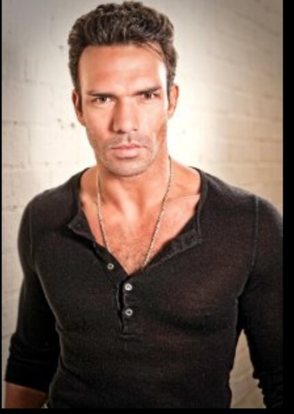 Darren Shahlavi photo