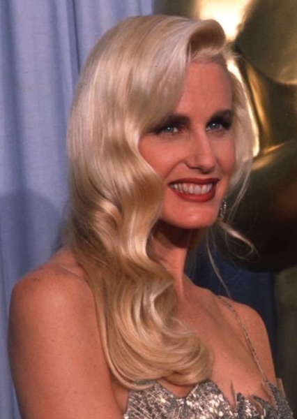 Daryl Hannah photo