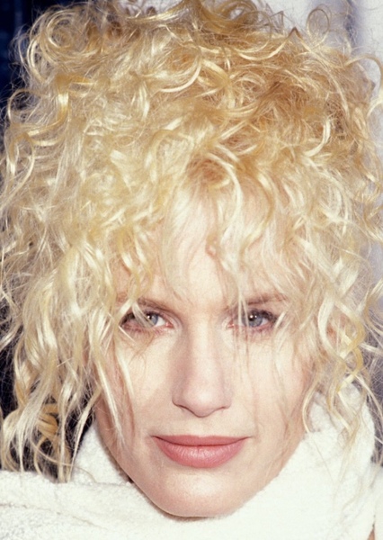 Daryl Hannah photo