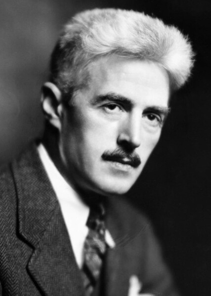 Dashiell Hammett photo