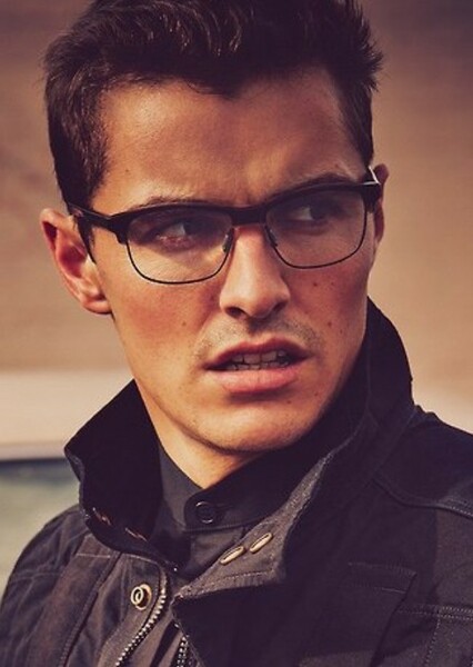 Dave Franco photo