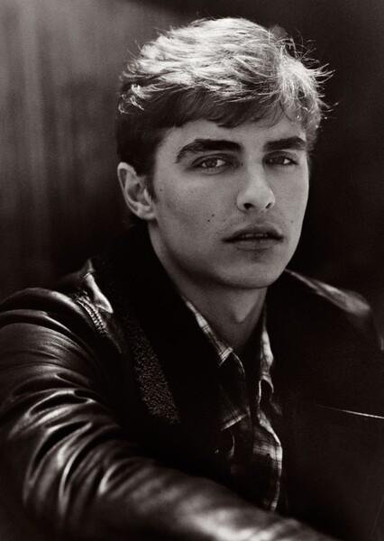 Dave Franco photo
