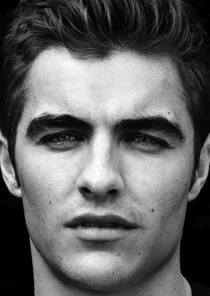 Dave Franco photo