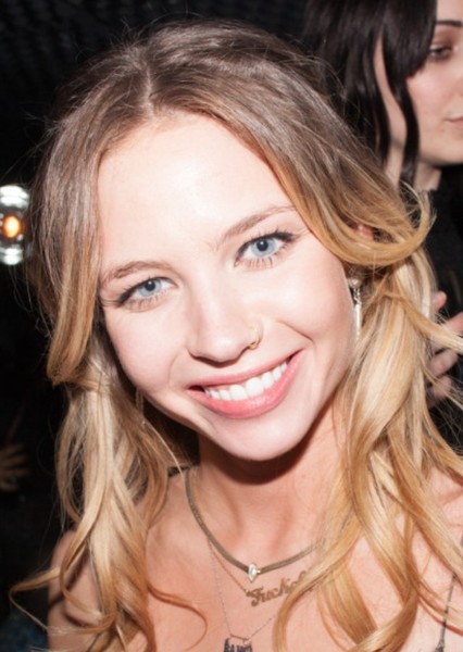 Daveigh Chase photo