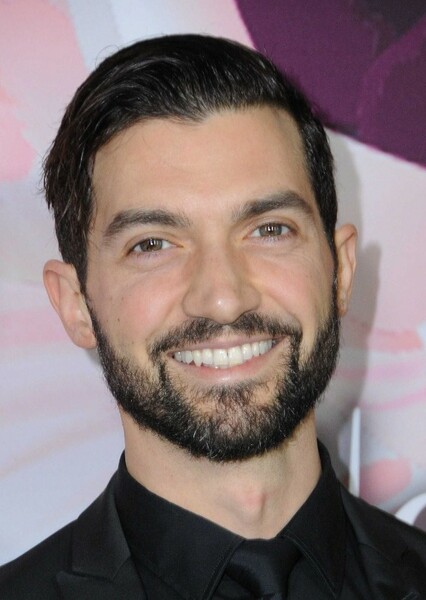 David Alpay photo