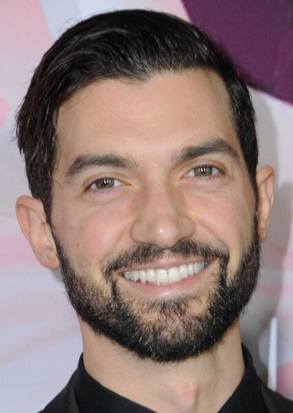 David Alpay photo