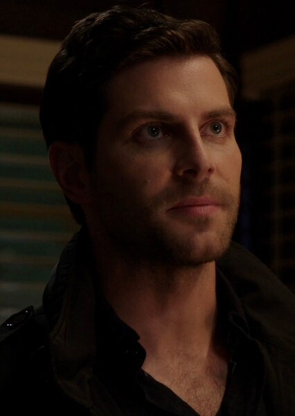 David Giuntoli photo