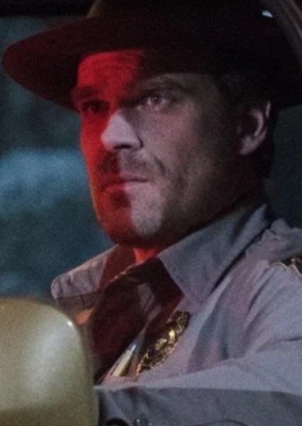 David Harbour photo