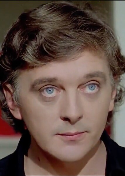 David Hemmings photo