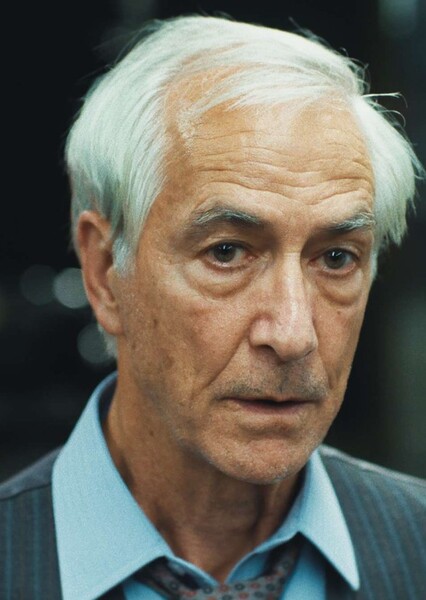 David Strathairn photo