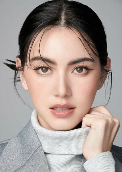 Davika Hoorne