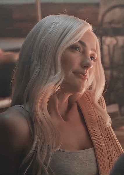 Dawn Granger / Dove (Titans) photo