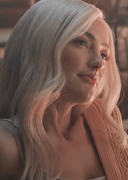Dawn Granger / Dove (Titans) photo