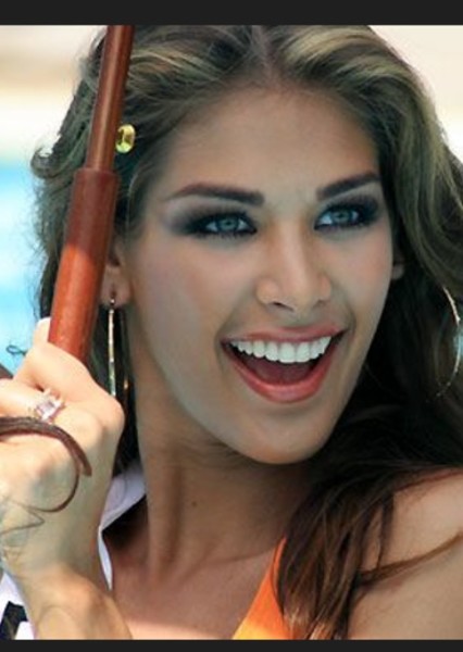 Dayana Mendoza photo