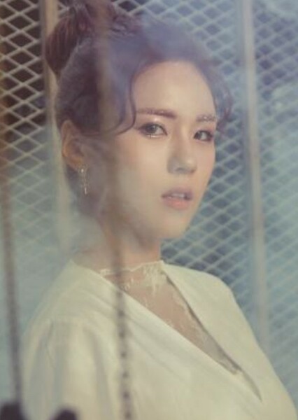 DAYEON (Hwang Yeon Gyeong) photo