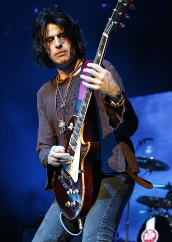 Dean DeLeo