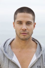 Dean Geyer photo