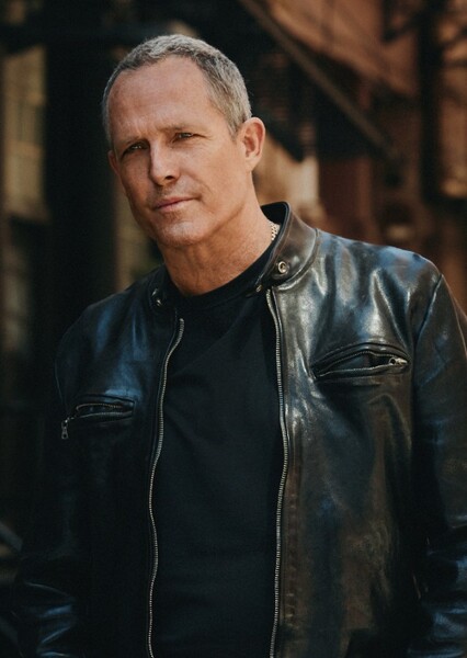 Dean Winters photo