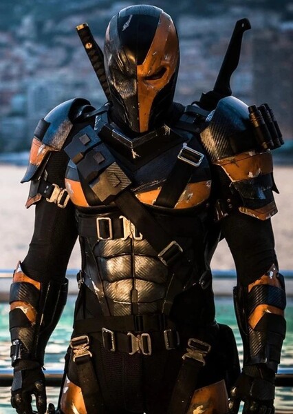 Deathstroke (Slade Wilson) photo
