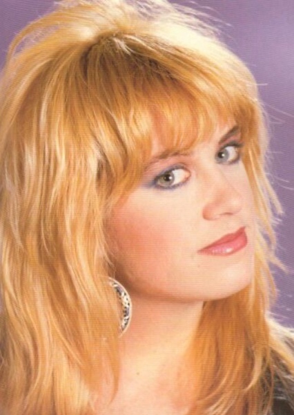 Debbi Peterson