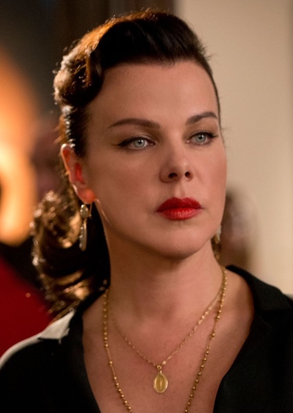 Debbie Mazar photo