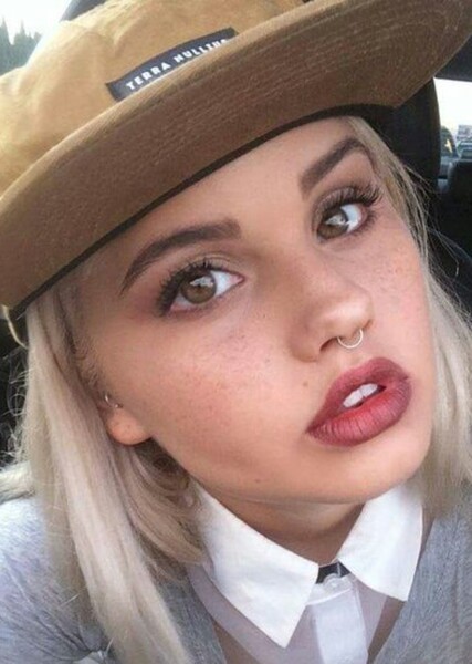 Debby Ryan photo
