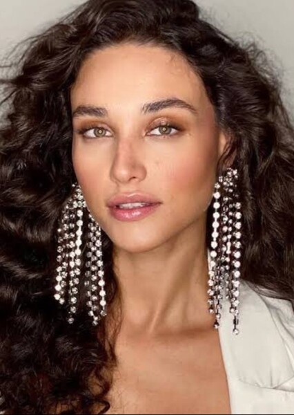 Débora Nascimento photo