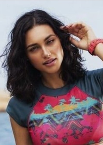 Débora Nascimento photo
