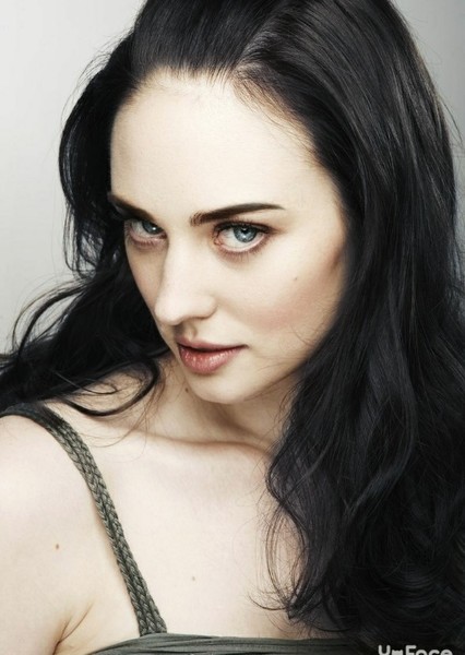 Deborah Ann Woll photo