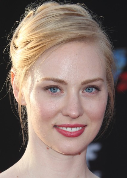 Deborah Ann Woll photo