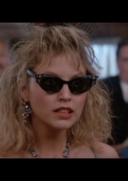 Deborah Foreman photo