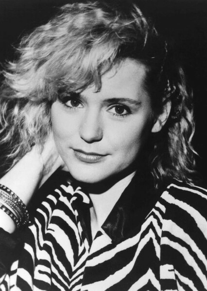 Dedee Pfeiffer photo