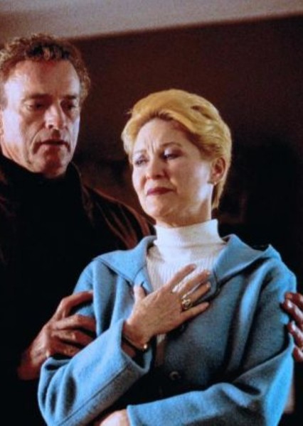 Dee Wallace photo