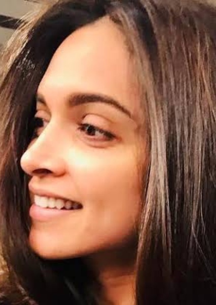 Deepika Padukone photo