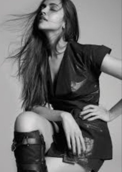 Deepika Padukone photo