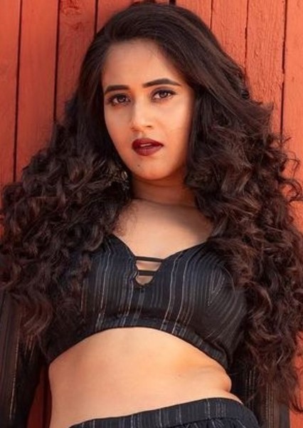 Deepthi Sunaina photo