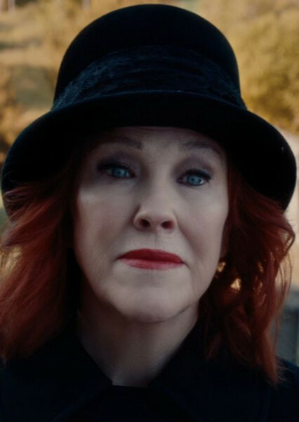 Delia Deetz photo