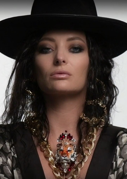 Delia Matache photo
