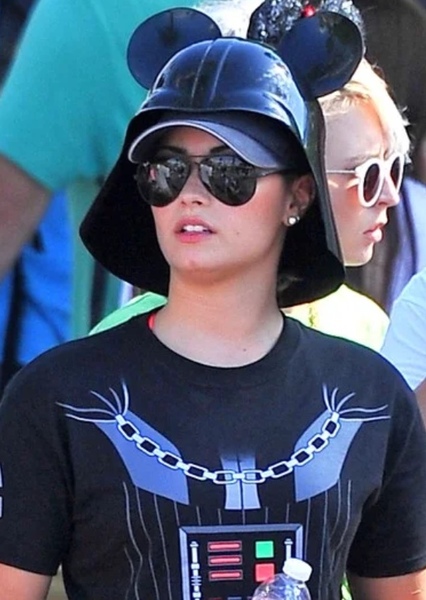 Demi Lovato photo