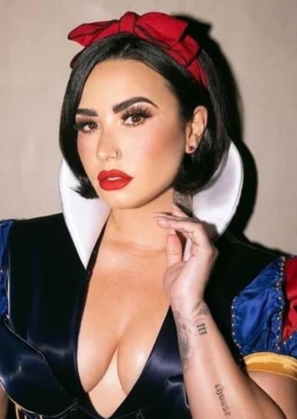 Demi Lovato photo