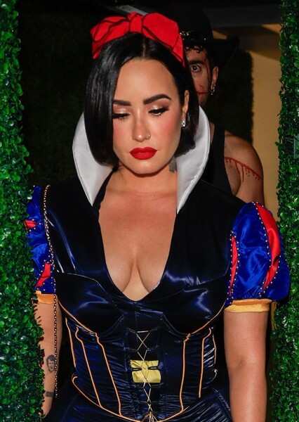 Demi Lovato photo