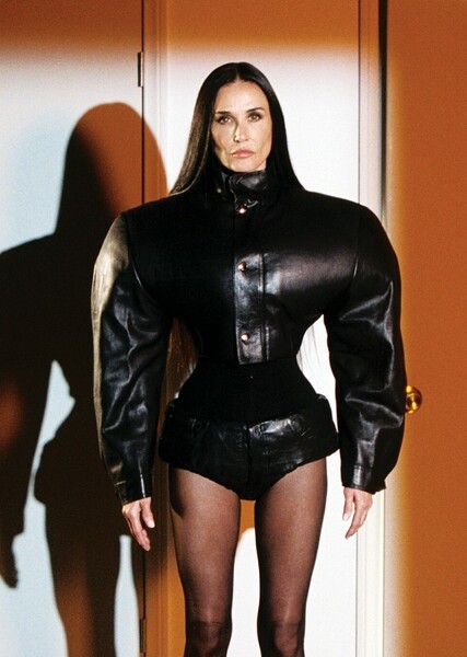 Demi Moore photo