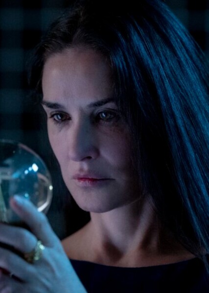 Demi Moore photo