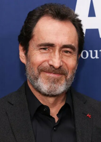 Demián Bichir