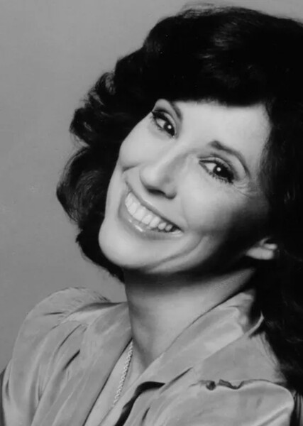Denise Alexander photo