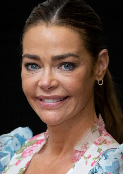Denise Richards photo
