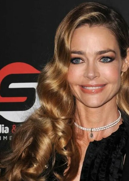 Denise Richards photo